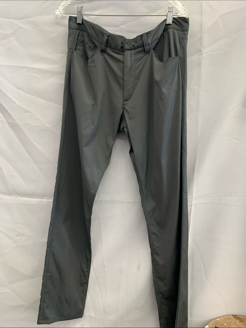 Men's Gray Straight-Leg Performance Pants